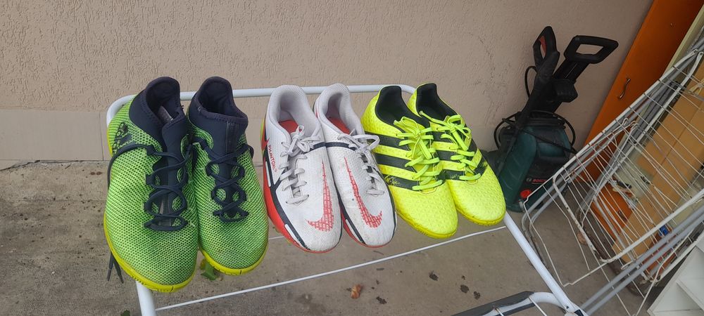 Ghete fotbal și adidași copii