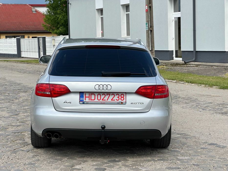 Audi A4*se ofera factura*2.0 diesel~TDI*2 randuri de roti*af.2009