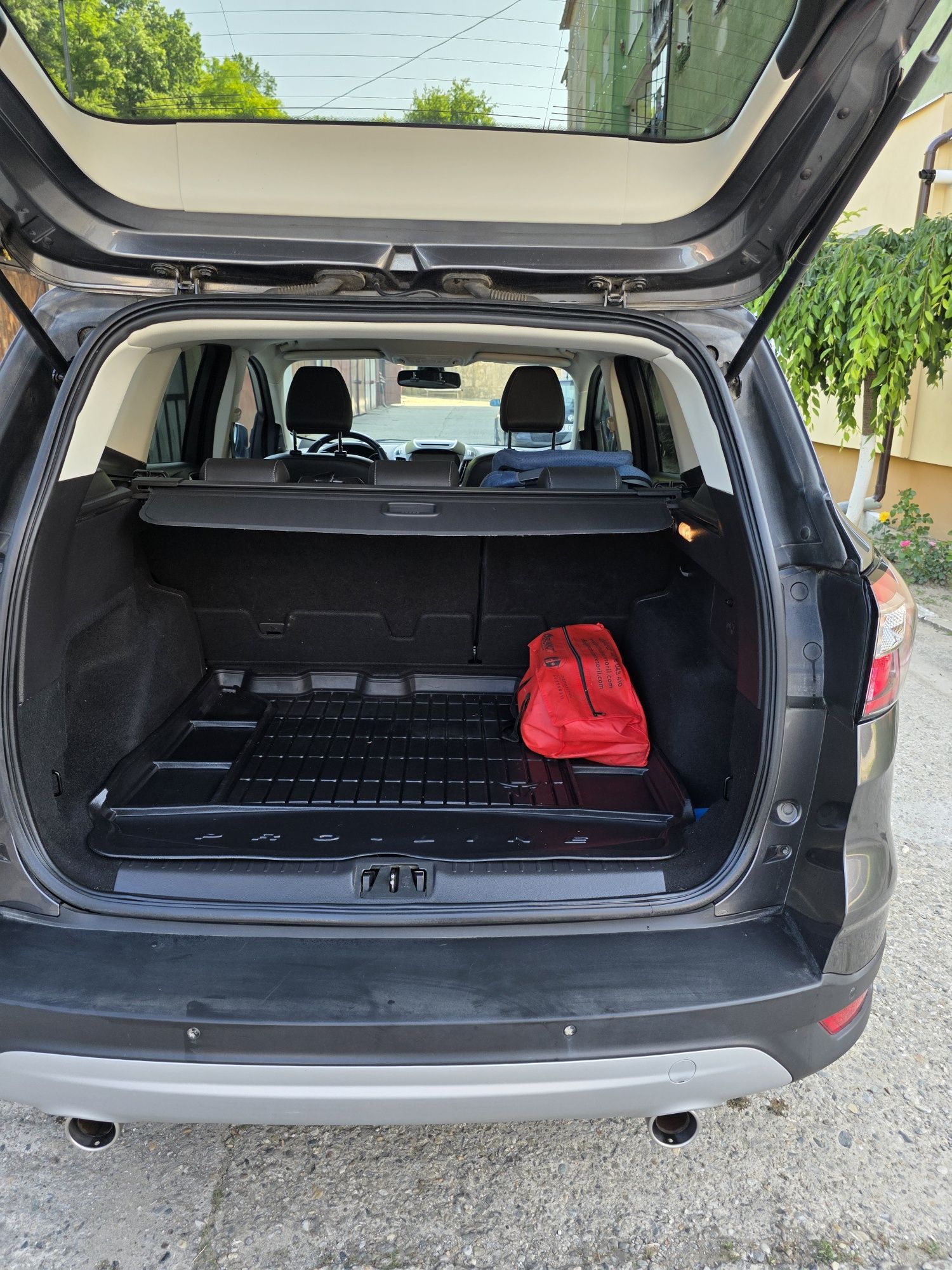 Vand Ford Kuga Titanium