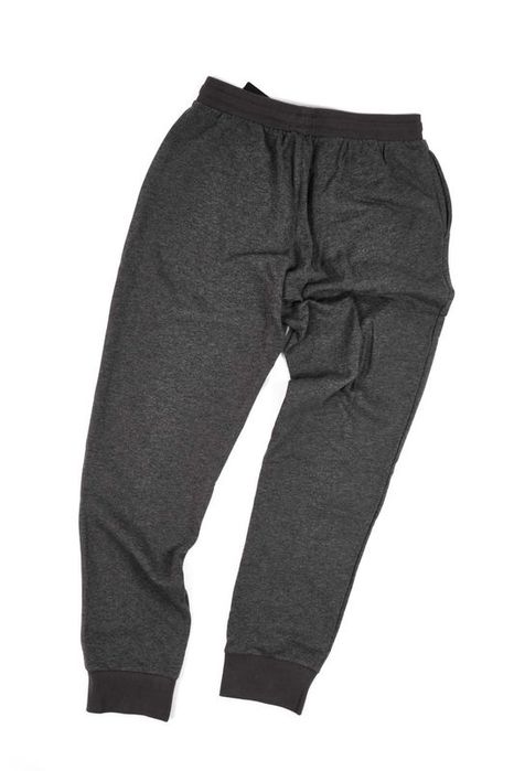 ПРОМО ARMANI -S,M и XL -мъжки сив плътен зимен спортен екип- комплект