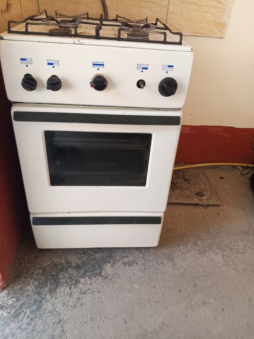 Газ плита в хорошем состоянии