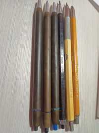 Set creioane mecanice si mine diverse grosimi si culori.