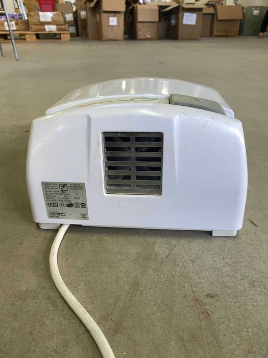 Uscator maini MEDICLINICS