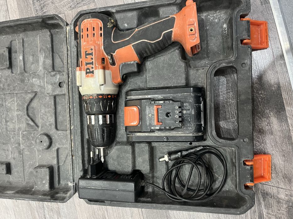 Шруповерт марки пит