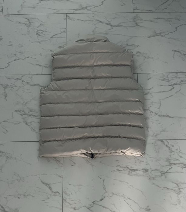 Moncler елек сив