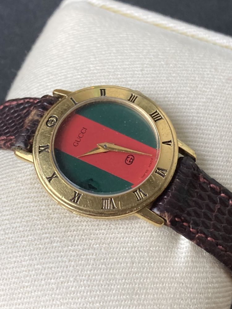 Ceas Gucci de dama vintage placat cu aur