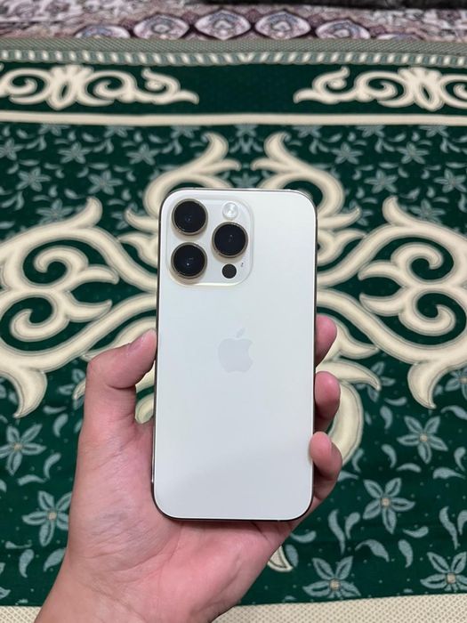 Iphone 14 pro «Золотистый» цвет