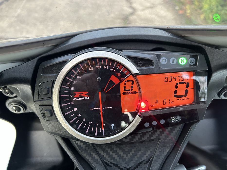 Vând GSX-R 600 L3 Pops & Bangs