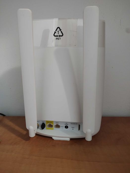 Router wireless cartela SIM 4G NETGEAR LBR20 Gigabit  Bandă dubla ORBI