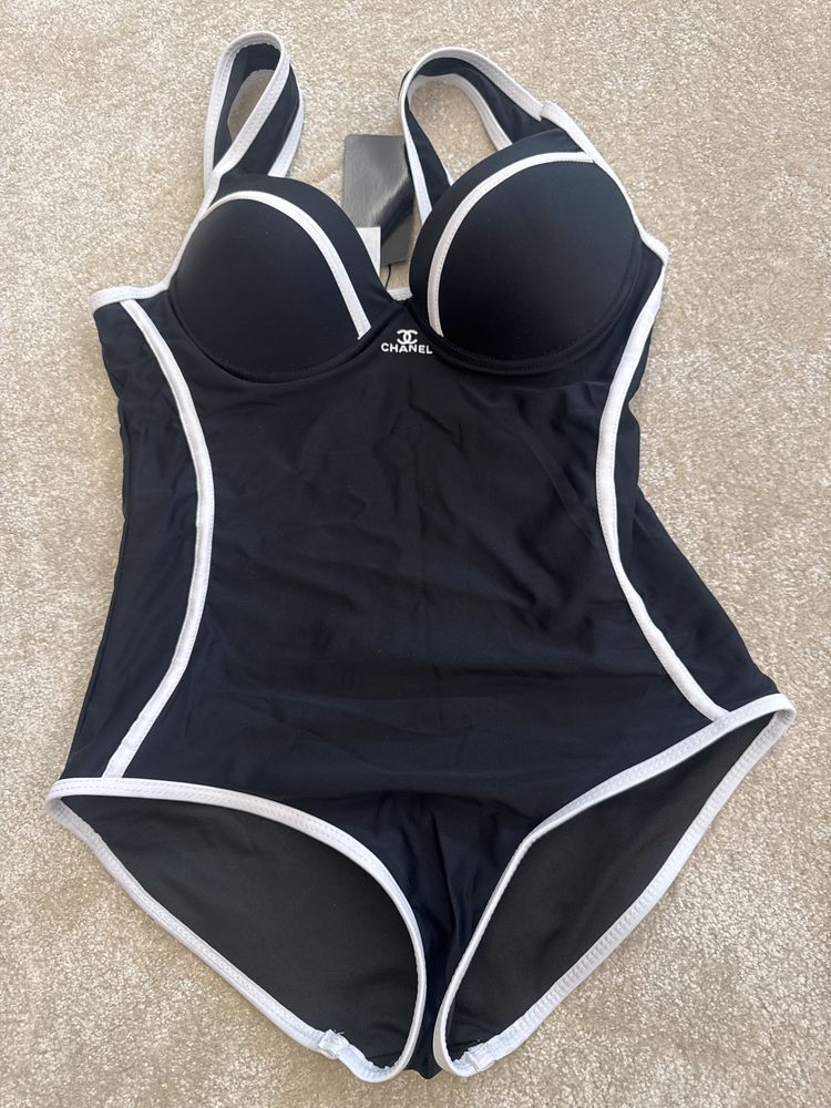 Costum de baie chanel