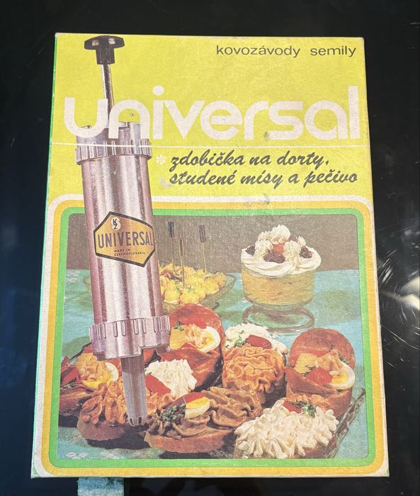 Чисто нов шприц за сладки