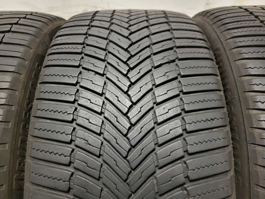 255/40/19 Bridgestone / всесезонни гуми