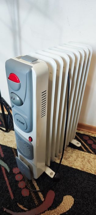 Радиатор масляный напольный