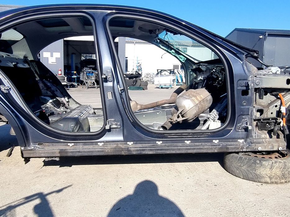 Prag lateral dreapta Mercedes Clasa C (W205) [Fabr 2014-prezent] 2.0 H