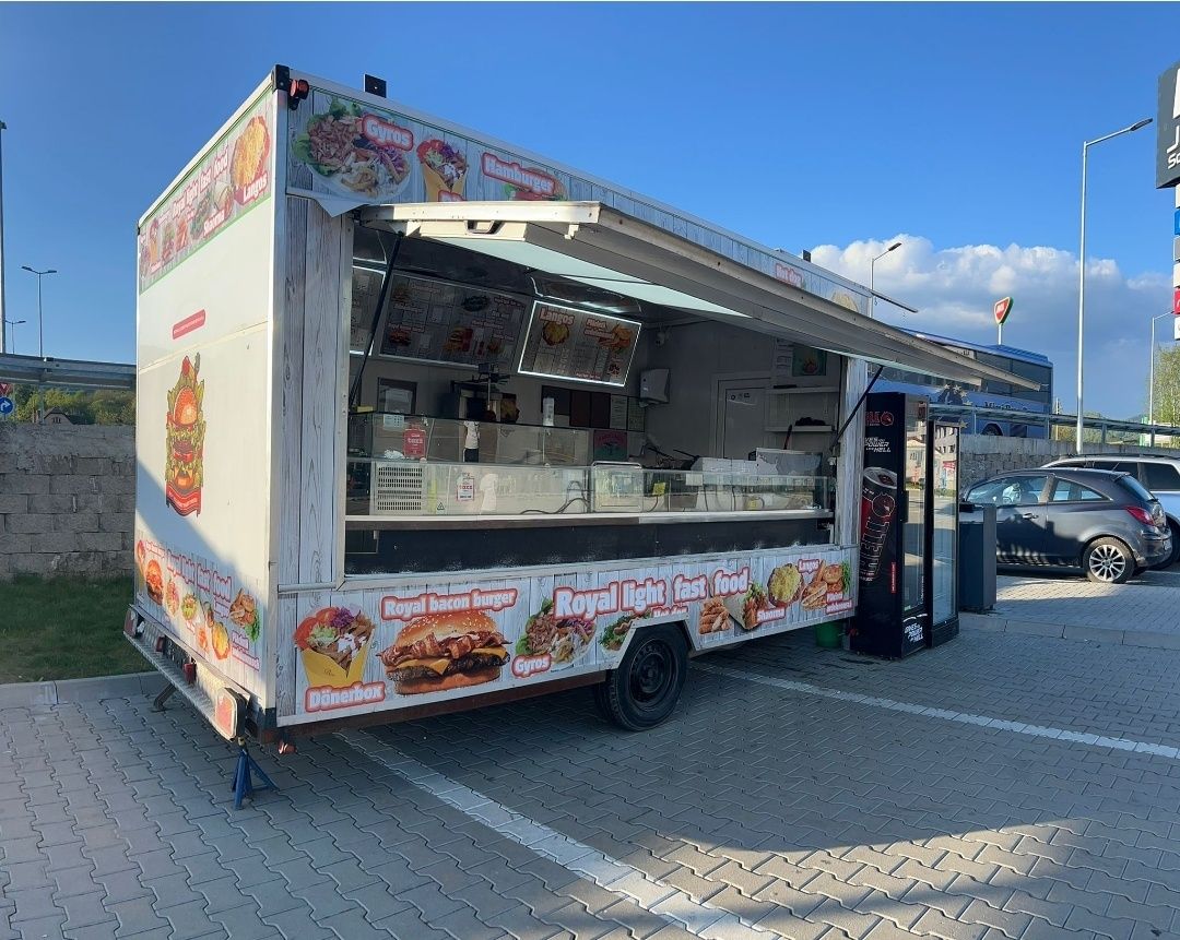 Vând rulota Food Truck complet echipata