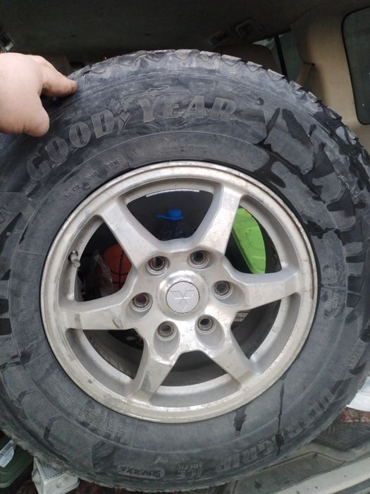 продам диски родные pajero, ровные, не паяные. зболтовка  6 на 139.6