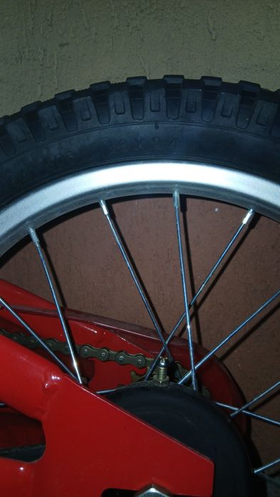 Bicicletă cu roți de 16"