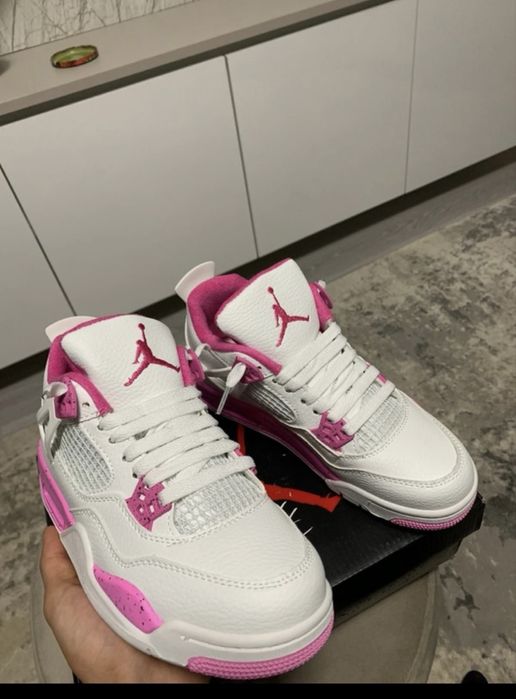 !SALE! Jordan 4 pink