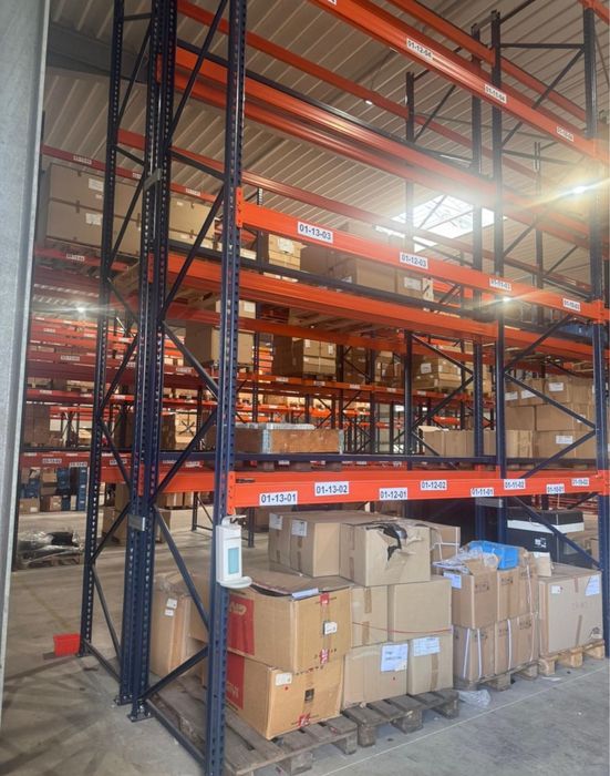 Rafturi metalice industriale  in stoc