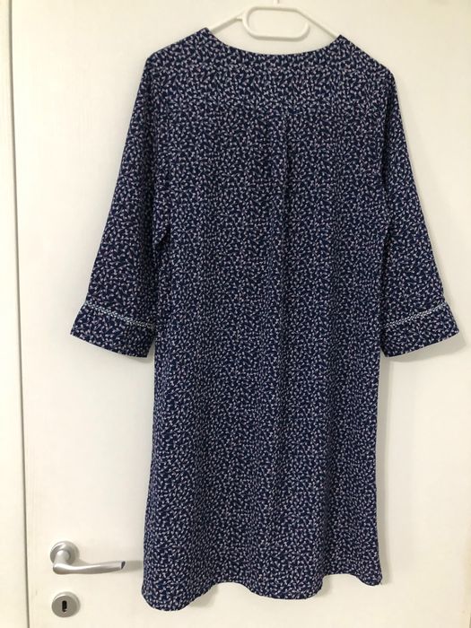 Rochie mar M potrivită și pentru graviduță