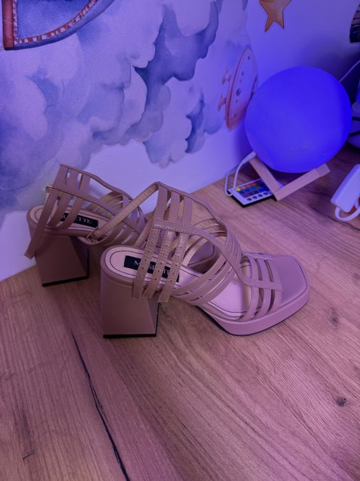 Cizme Musette Nr.37, 2 purtari