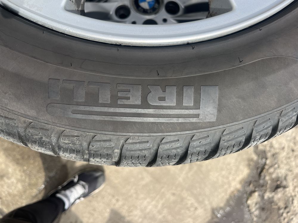 Гуми 235 55 17 Pirelli