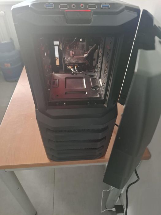 Unitate PC cu Procesor Core 2 Quad Hdd 500gb -N2-