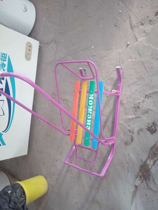 Продаются детские санки в отличном состоянии, практически новые-