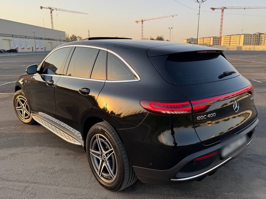 Mercedes Benz EQC 400 AWD