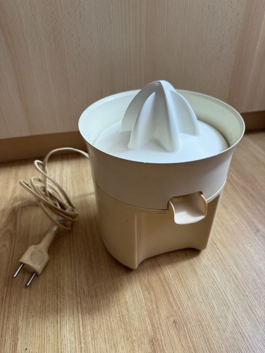 Storcător de fructe