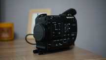 Camera video profesională Sony PXW-FS5M2 4K + obiectiv 18-105
