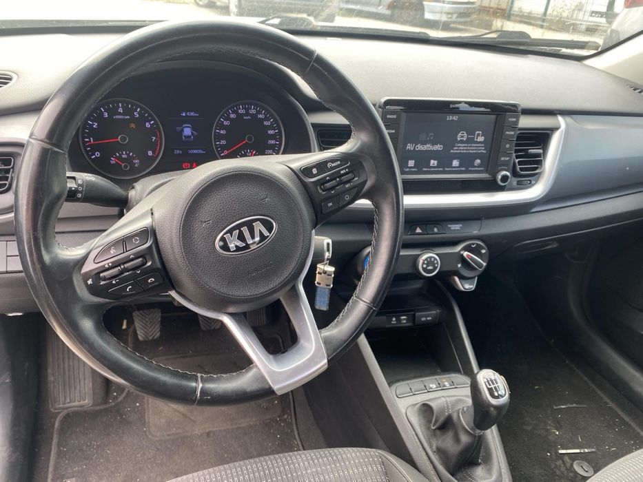 На части Kia Stonic 1.4 бензин 100кс LPG/Киа Стоник на части