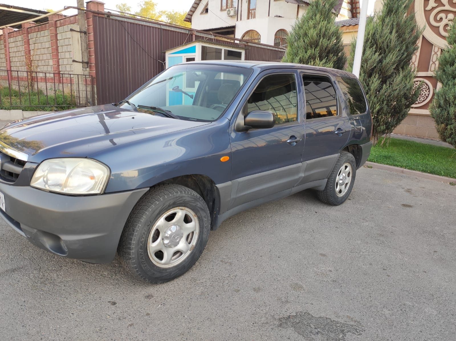 Mazda tribute 2.0, мкп, 2001г.