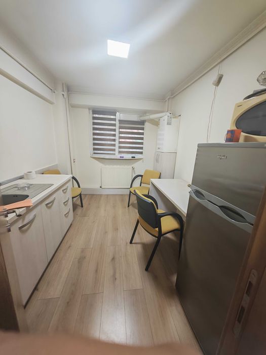 Spatiu birouri de vanzare