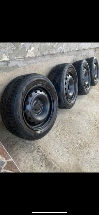 Vand jante cu cauciucuri