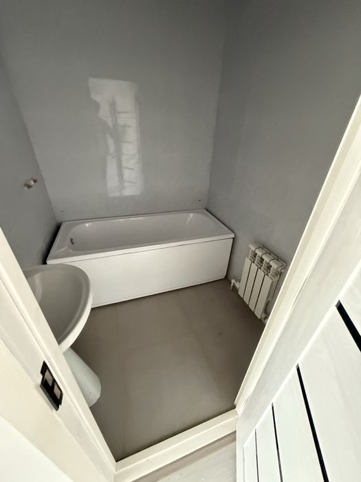 Срочна квартира сотилади сергели бобир махалла