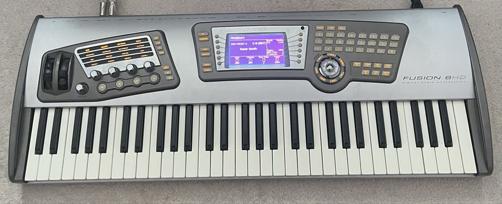 Alesis Fusion 6HD Синтезатор/Работна Станция