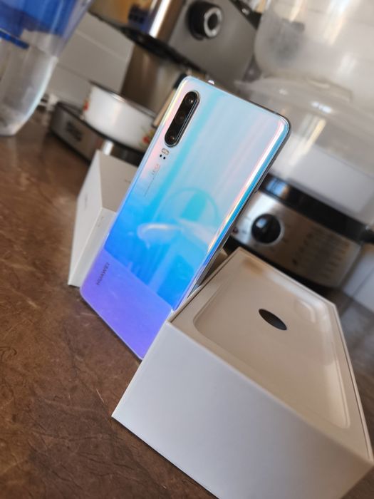 Продам Huawei P30