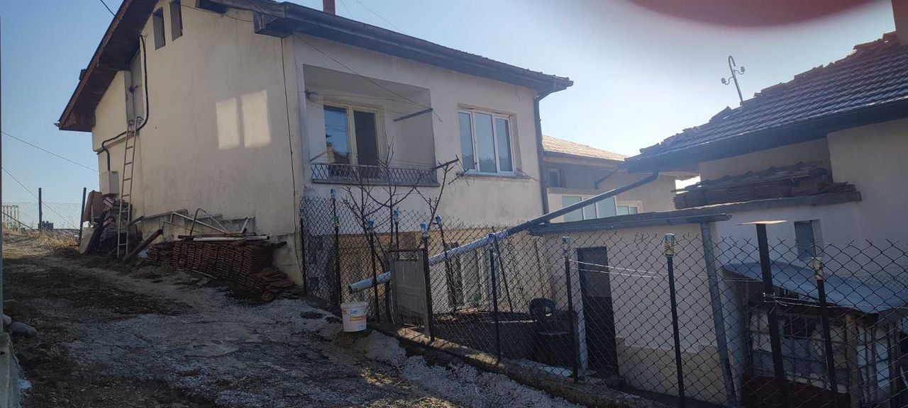 Продава се Къща в Смолян, Невястата - 100 кв.м за 842 €/кв.м - Снимка #2