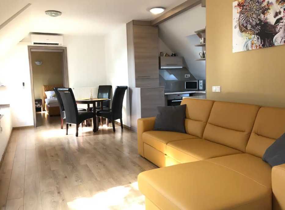 Дава се под наем Двустаен апартамент в Пловдив, Съдийски - 69 кв.м за 306 € - Снимка #2