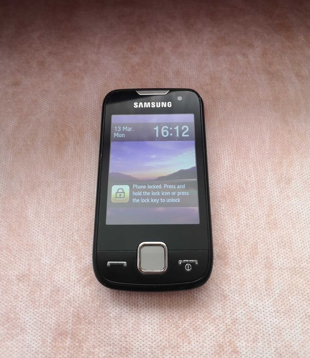 Samsung S5603, черен цвят