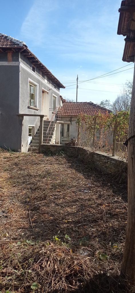 Продава се Къща в Павликени - 100 кв.м за 150 €/кв.м - Снимка #3