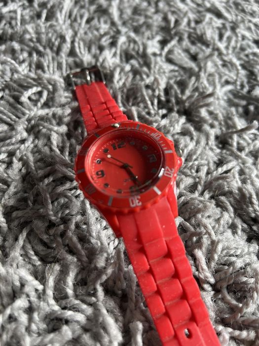 3 дамски часовника