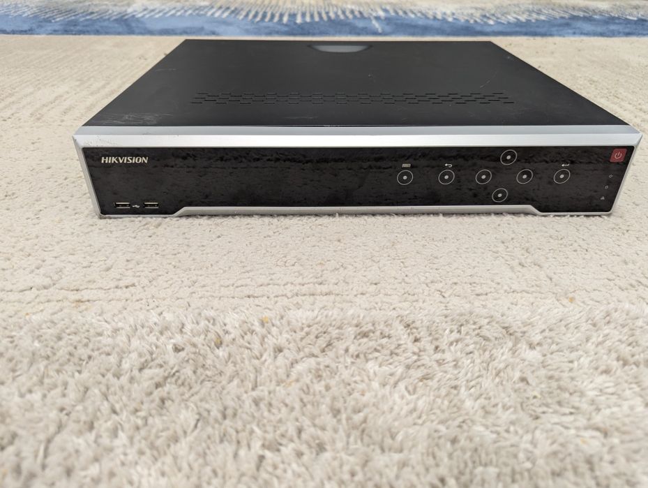 NVR Hikvision 4k 16 Porturi PoE DS-7716NI-K4/16P HDD 4TB