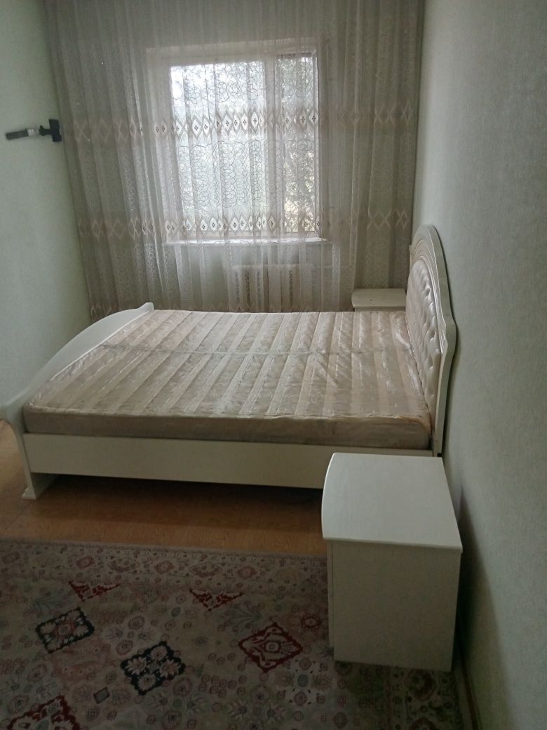 Продам спальню в хорошем состоянии...