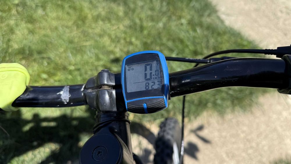 Bicicletă Mountain Bike – roți 20” – stare bună, ideală 6–10 ani