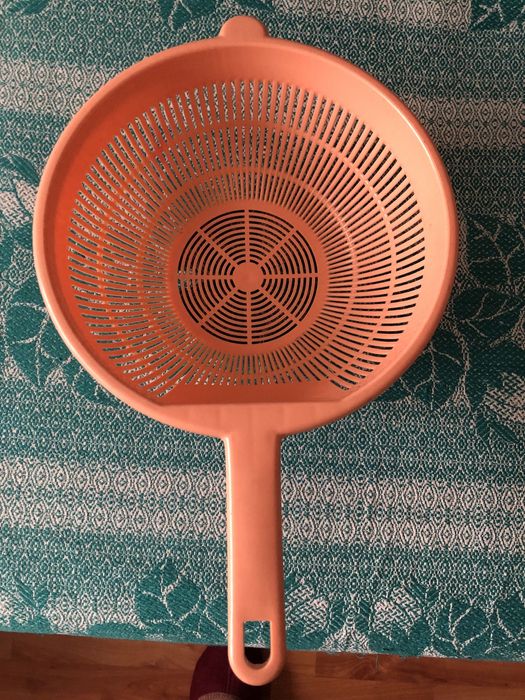 Продам новый дуршлаг