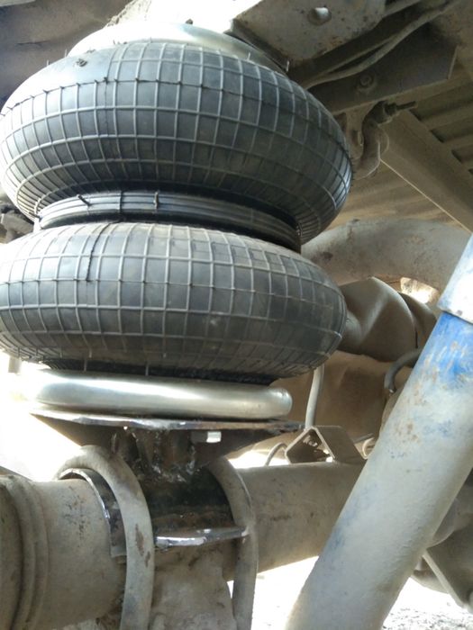 Пневмобаллоны на пружину на рессоры натгрузовые машины