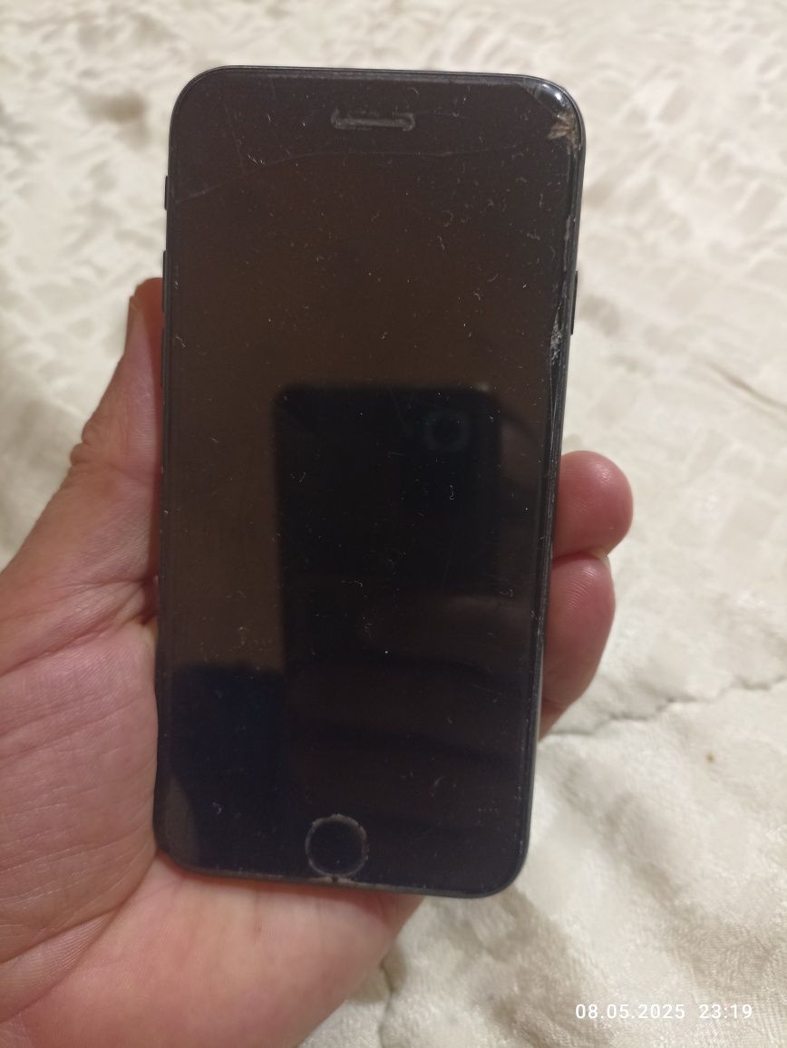 iPhone SE 2020 64 GB