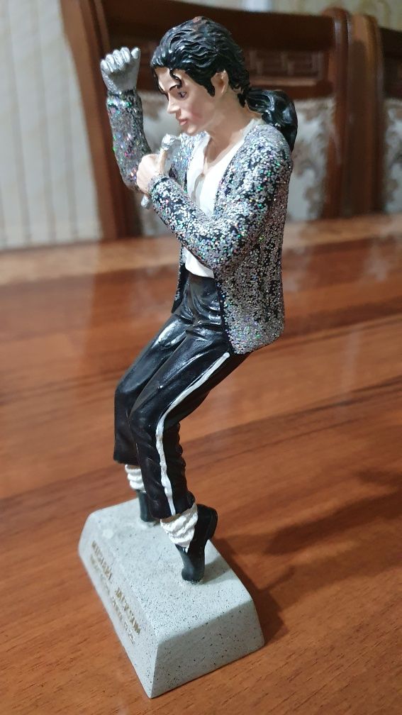 Michael Jackson statuetka